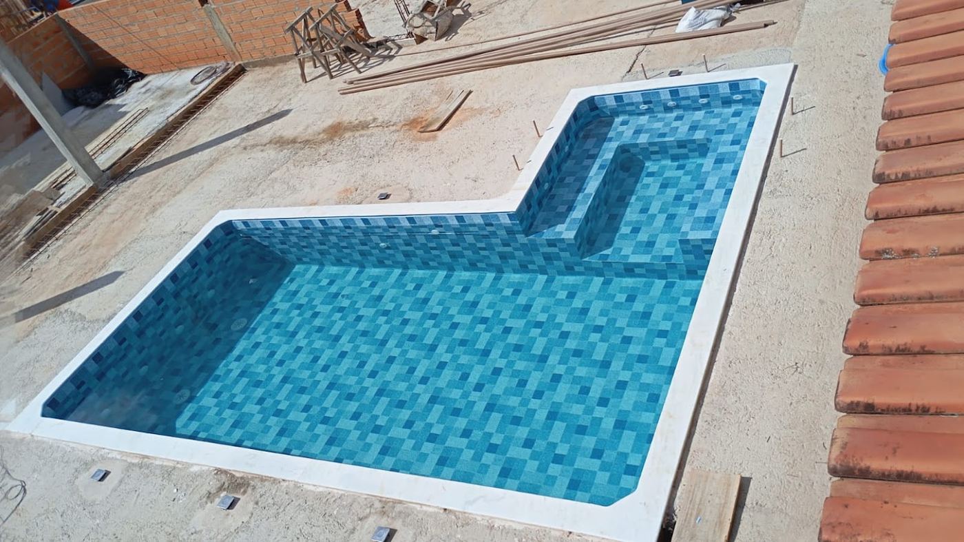 Piscina entregue pela Hidrojato Piscinas