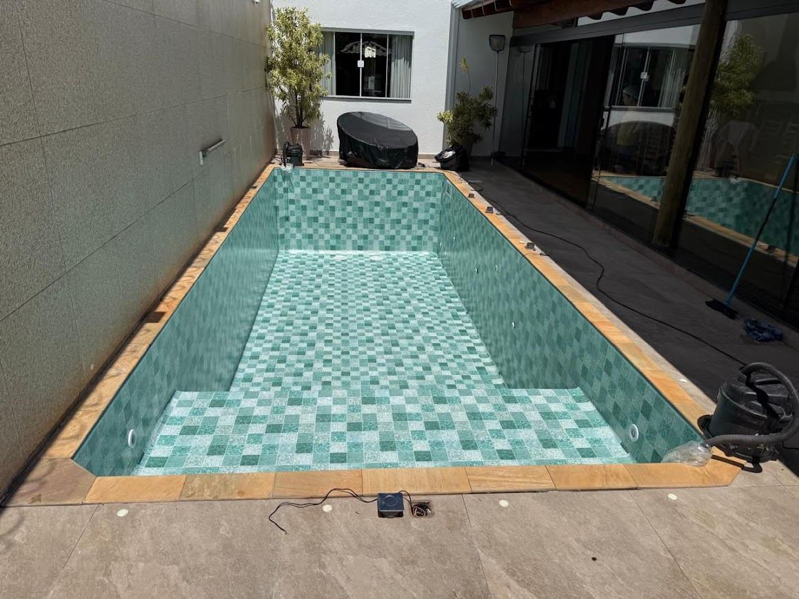Piscina entregue pela Hidrojato Piscinas