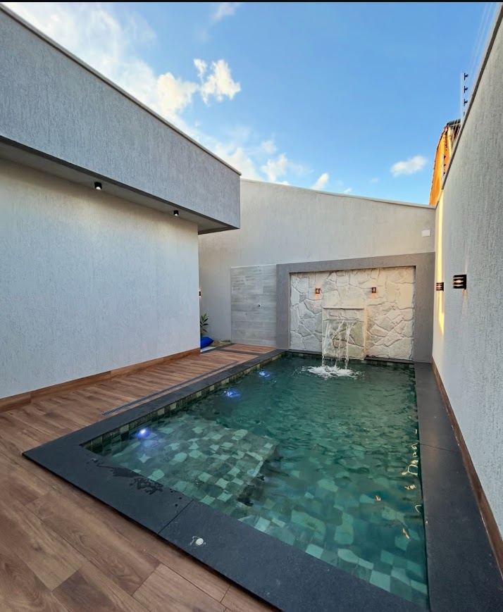 Piscina entregue pela Hidrojato Piscinas
